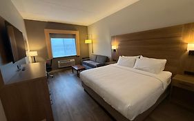 Best Western Plus 1000 Islands Hotel & Suites